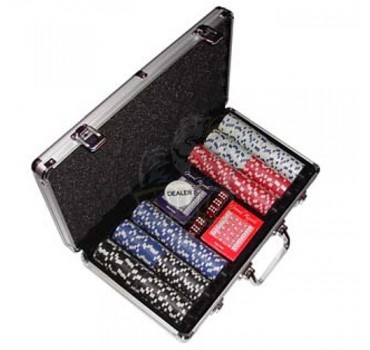 Набор для покера в чемодане на 300 фишек